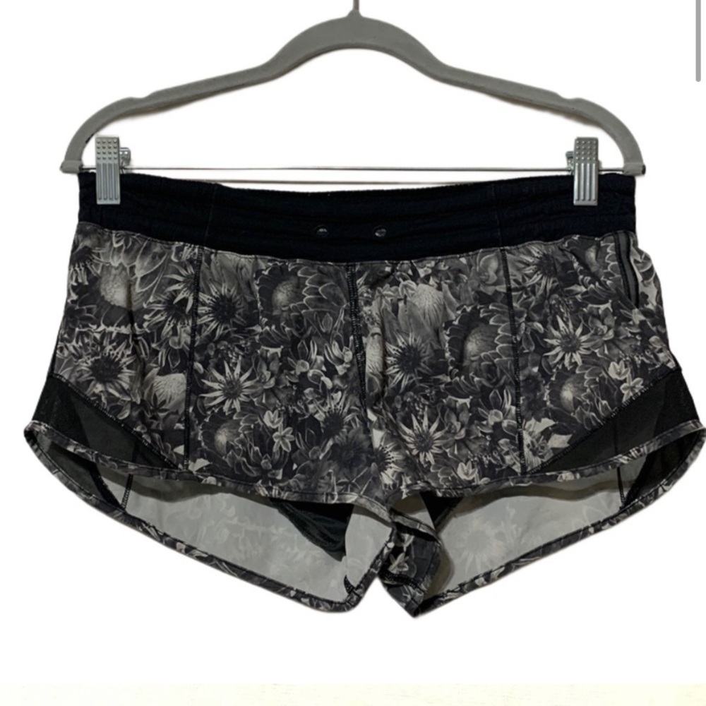 lululemon athletica Hotty Hot Low-Rise Veiled Floral Multicolor Athletic Shorts